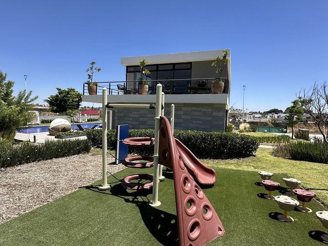 place photo 48