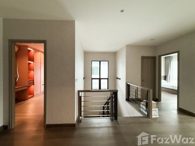 place photo 51