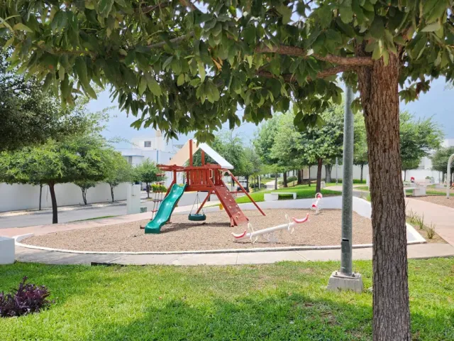 place photo 37