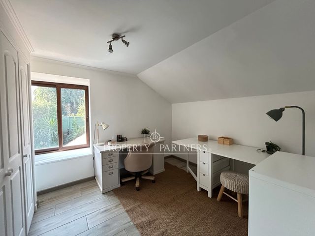 place photo 68