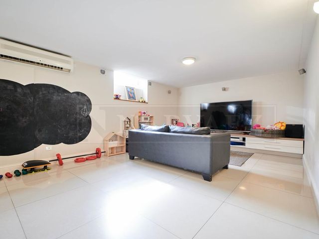 place photo 58