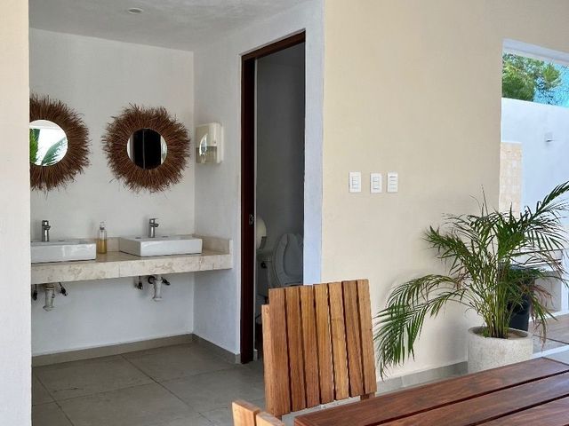 place photo 48