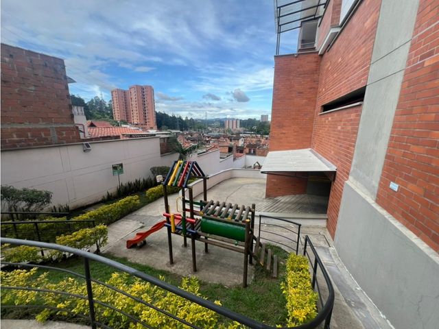 place photo 19