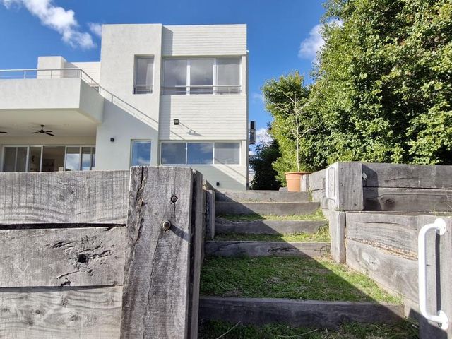 place photo 55