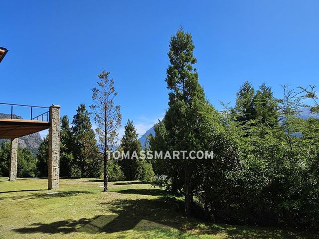 place photo 109
