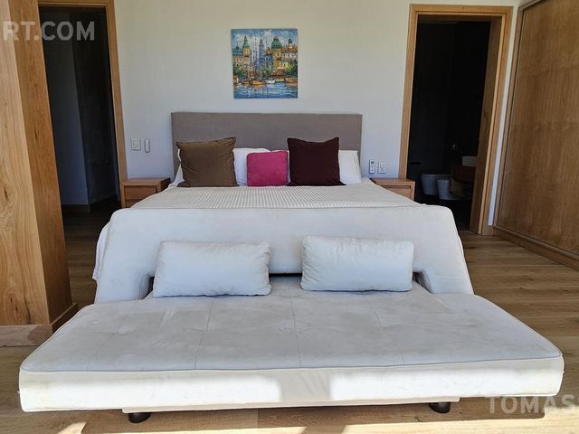 place photo 79