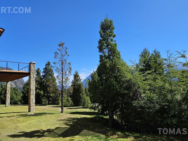 place photo 109