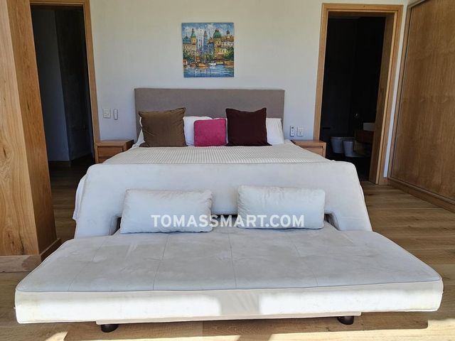 place photo 79