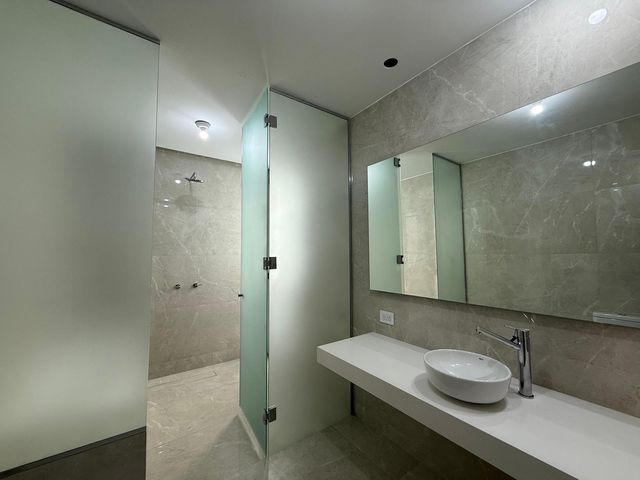 place photo 51