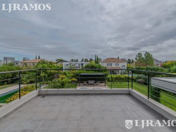 place photo 33