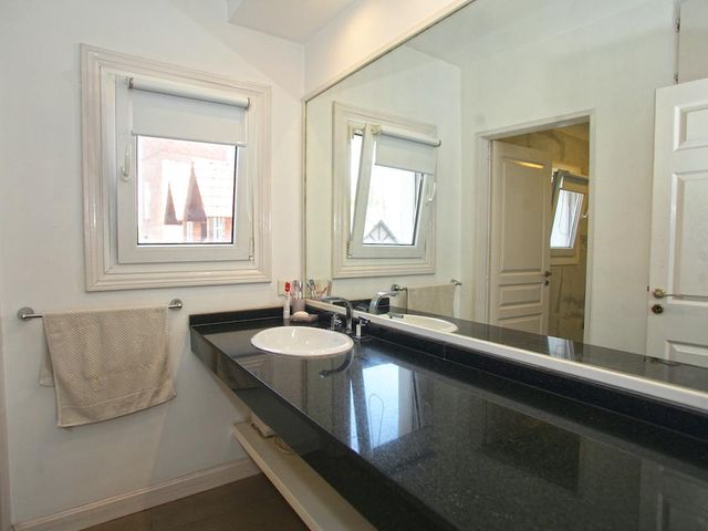 place photo 43