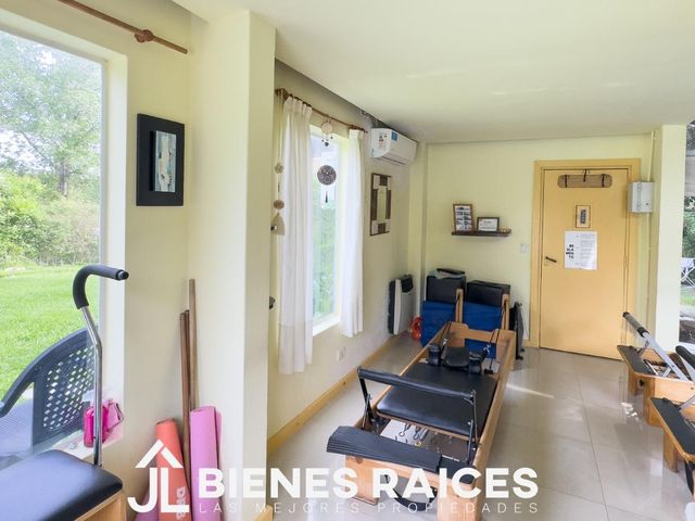 place photo 56