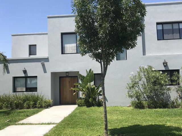 place photo 64