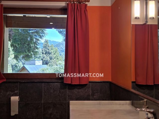 place photo 48