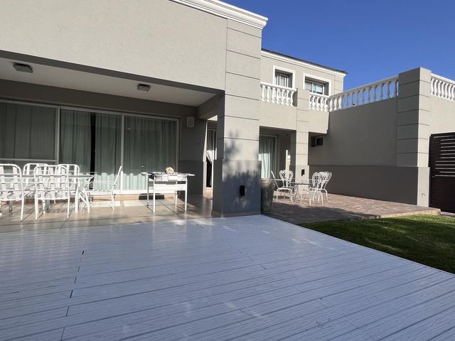 place photo 56