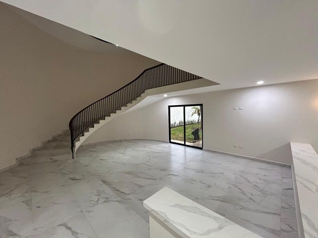 place photo 73