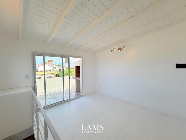 place photo 50