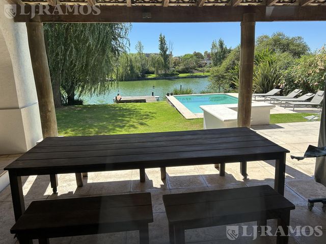 place photo 42