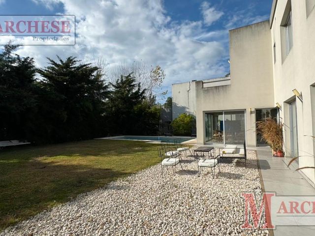 place photo 53