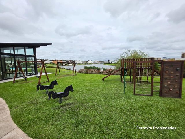 place photo 47