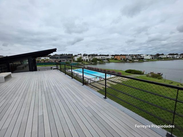 place photo 44