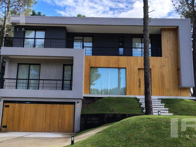 Casa en  Venta Zona Norte Pinamar VENDIDA