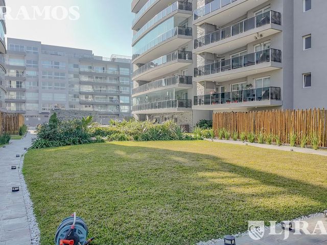 place photo 38