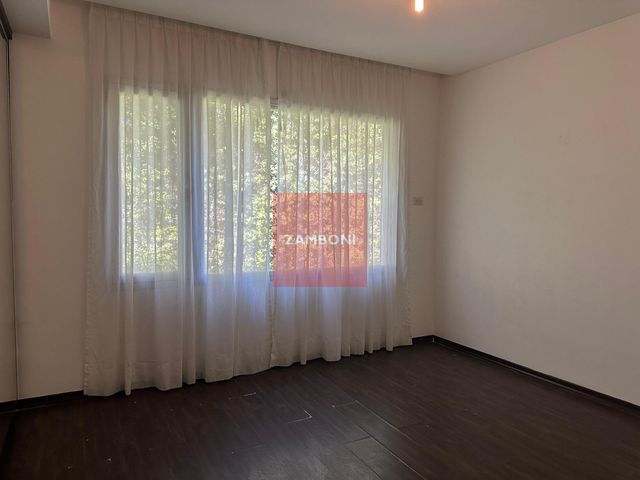 place photo 49