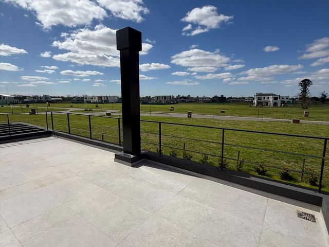 place photo 60