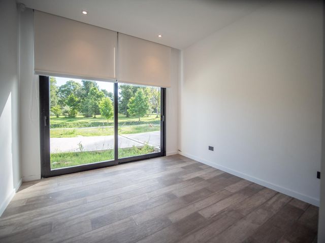 place photo 53