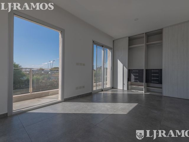 place photo 49