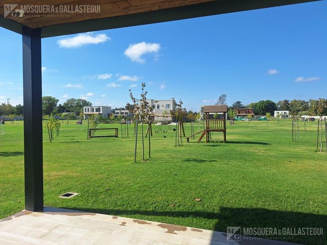 place photo 33