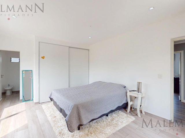 place photo 78