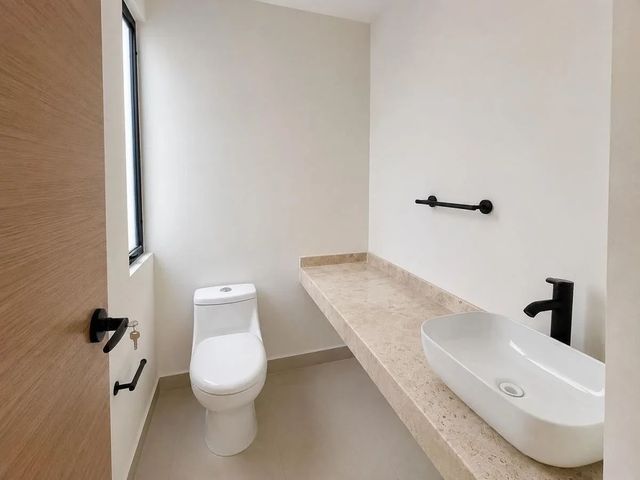 place photo 24