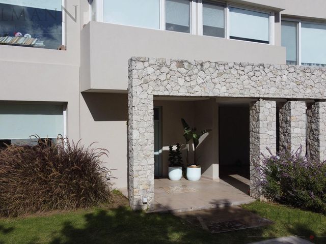 place photo 88