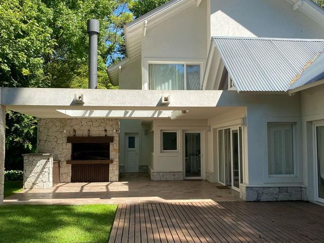 place photo 76