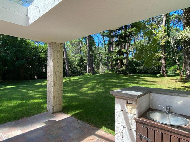 place photo 74