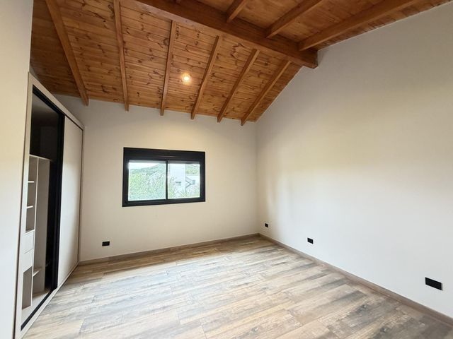 place photo 51