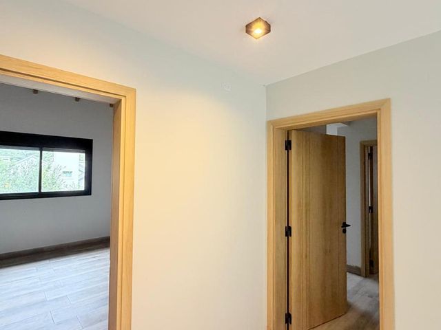 place photo 66