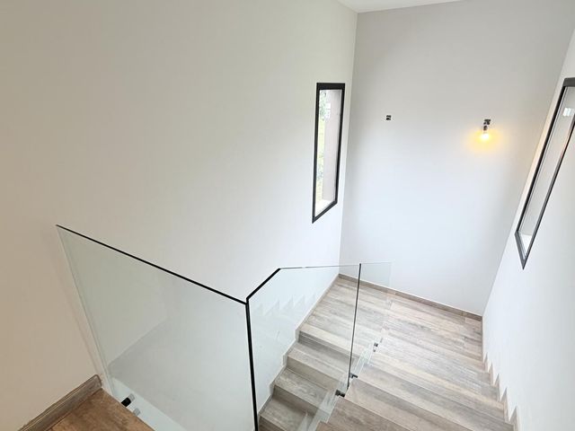 place photo 55