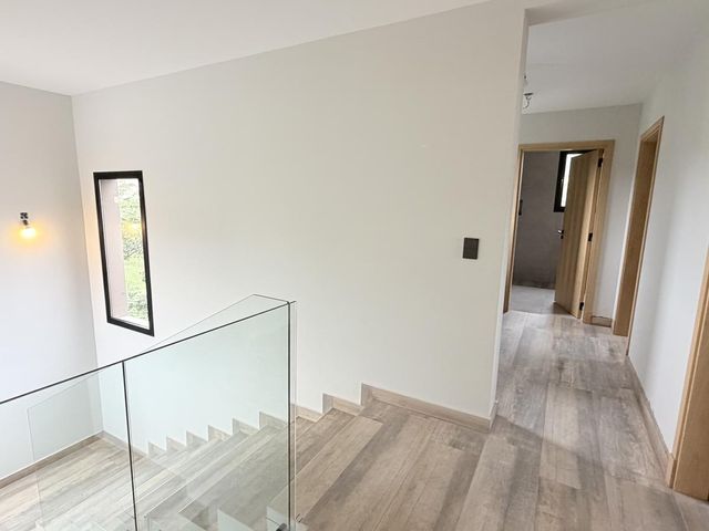 place photo 62