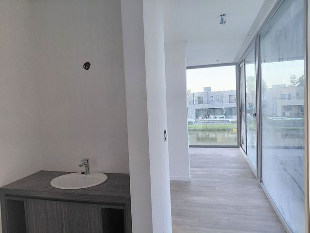 place photo 93