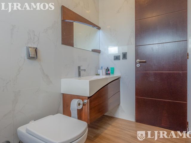 place photo 43