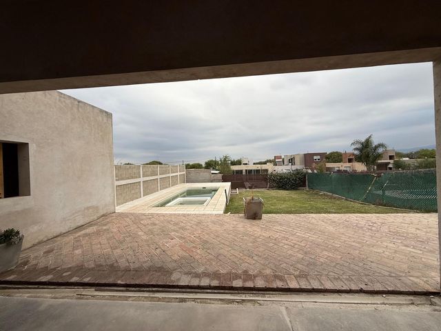 place photo 66