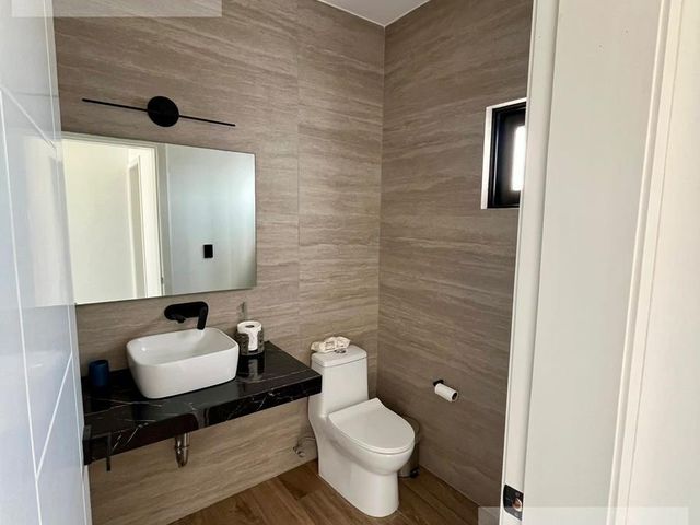 place photo 44