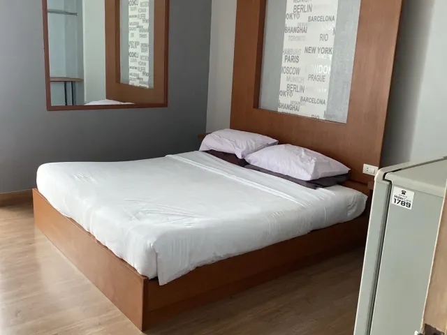 place photo 11