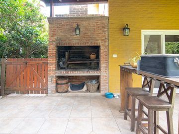 place photo 48