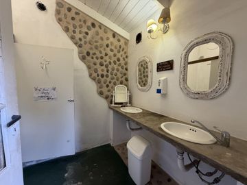 place photo 33