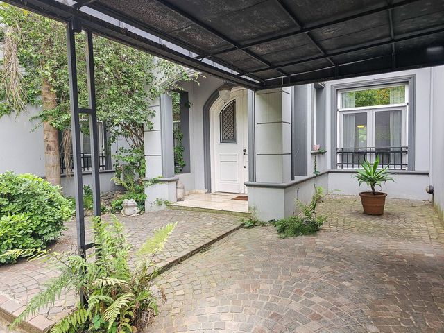 place photo 90