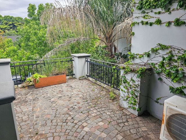place photo 80